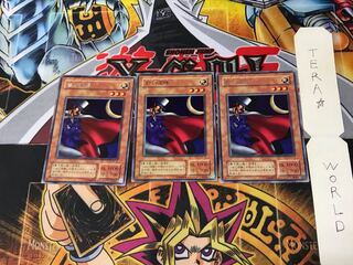 White Magical Hat B3 2nd ver 3 rare set of 3 Tera