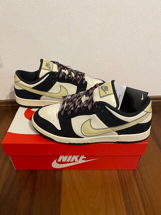 ナイキ ウィメンズ ダンク ロー LX "ブラックスウェード" ブラック/ココナッツミルク DV3054-001 28cm