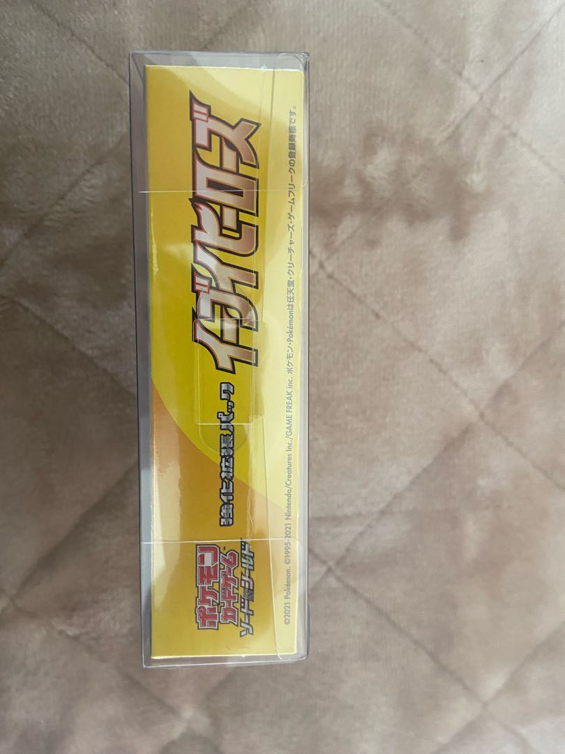 Pokémon card Eevee Heroes 1box, brand new and unopened with shrink wrap, Pokécenter winner.