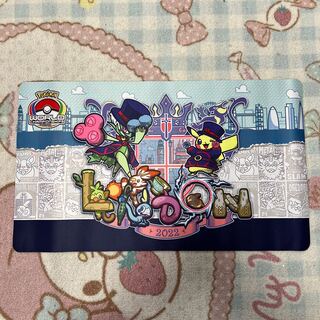 ポケモンカード WCS2022 プレイマット　ケース　プレイヤー限定スリーブ 新品】ポケモンカード プレイマット wcs2022 ロンドン - メルカリ