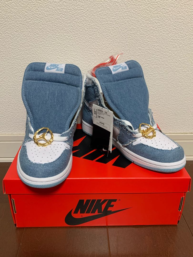 for the exclusive use of Ms. Mee 23.5cm