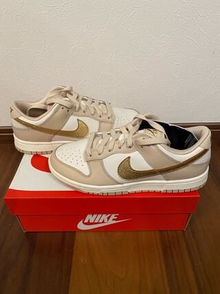 Nike Women's Dunk Low "Gold Swoosh" Gold Swoosh/Sandshrew DX5930-001 24cm