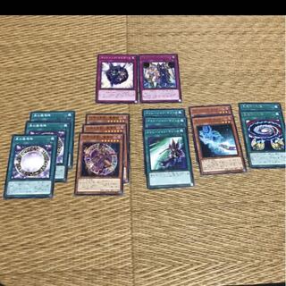 ブラックマジシャンデッキパーツ　見習い魔導師、黒の魔道陣他
