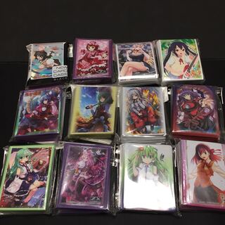 Sold in bulk DUEMA size sleeves, 40+ per set, can be sold in bulk.