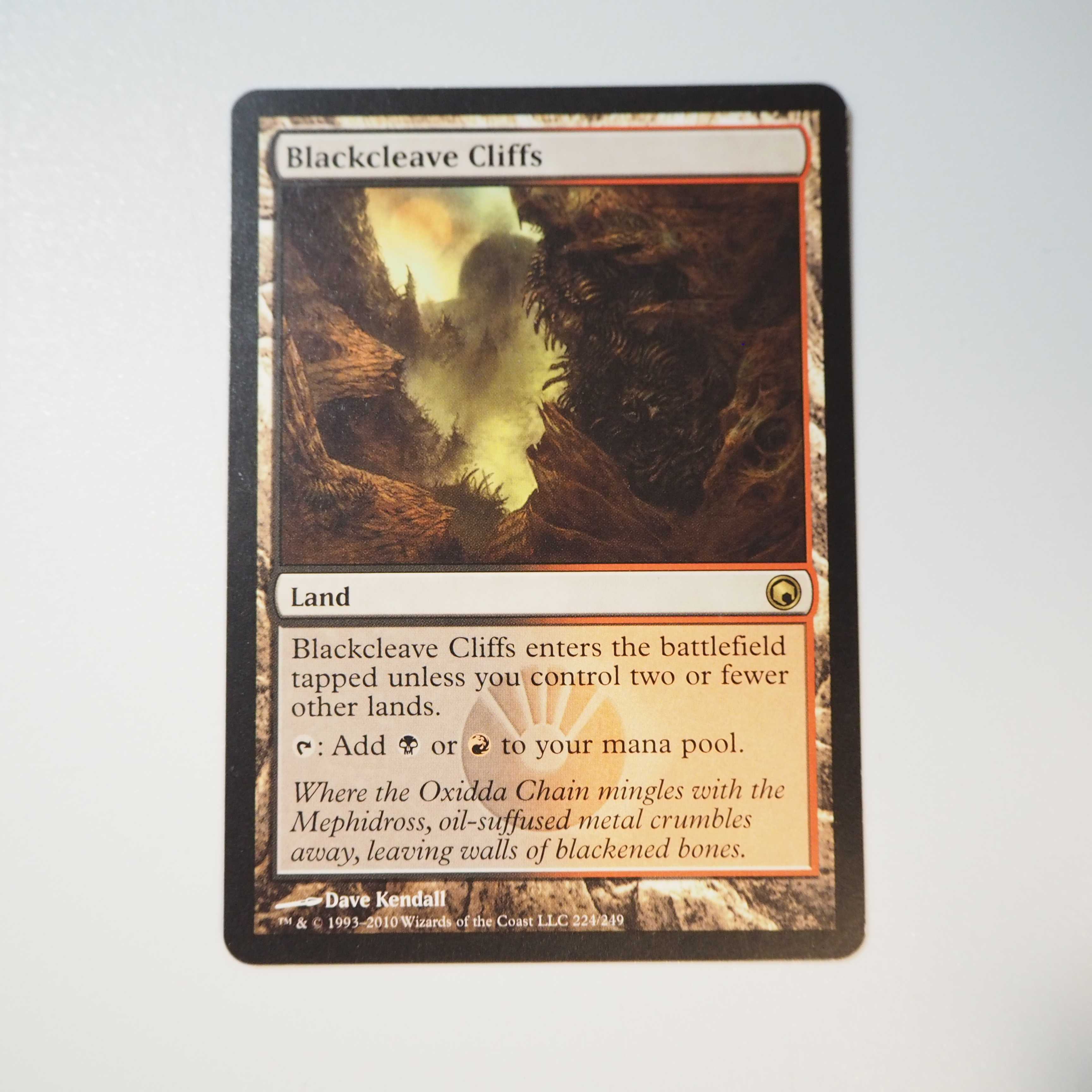 【値下】黒割れの崖/Blackcleave Cliffs(ミラディンの傷跡)