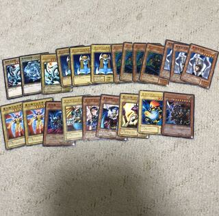 Yu-Gi-Oh! 02 Environment Light Attribute Monsters, sold in bulk.