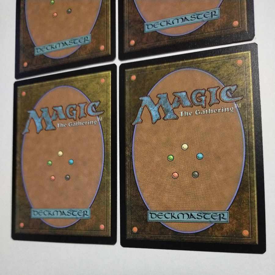 MTG Seasoned Dungeoneer English, 4 in stock.