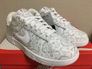 Nike Women's Dunk Low Ess "Ho Wight Paisley" Ho Wight/Gray Fog Ho Wight DJ9955-100 23cm
