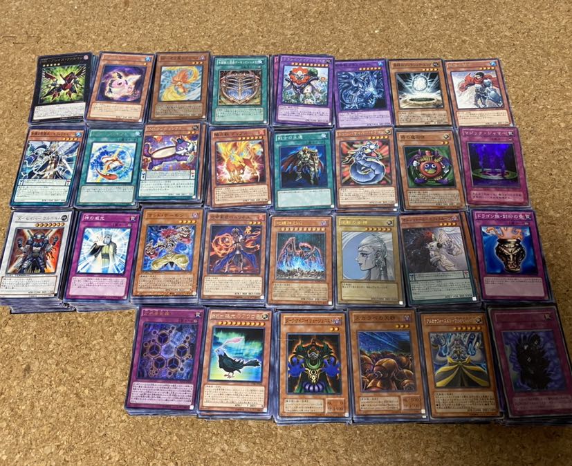 遊戯王　約3000枚まとめ売り