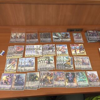 ゴールドパラディン