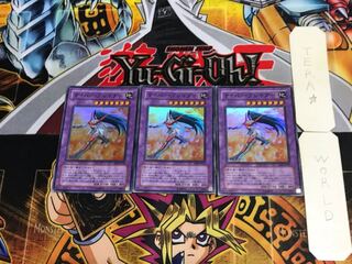 Cyber Blader EEN 1 Super Set of 3 Tera