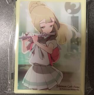【ポケモンカード】絶版！リーリエ　祭壇での儀式　デッキシールド　スリーブ　未開封 Amazon.co.jp: ポケ 力カードゲーム デッキシールド リーリエ