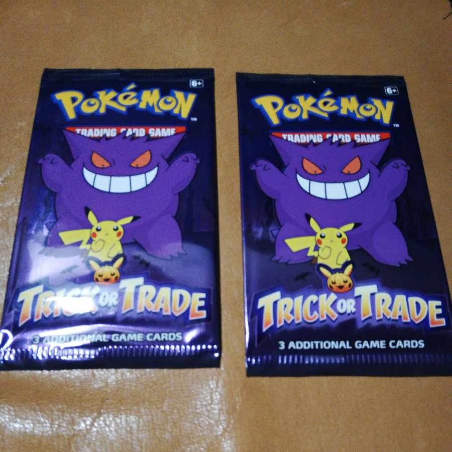 Pokémon Cards USA Halloween Unopened Pack