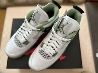 Women's Air Jordan 4 Retro WAQ9129 29cm