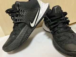 Nike Kyrie Low 2 EP 25.5cm
