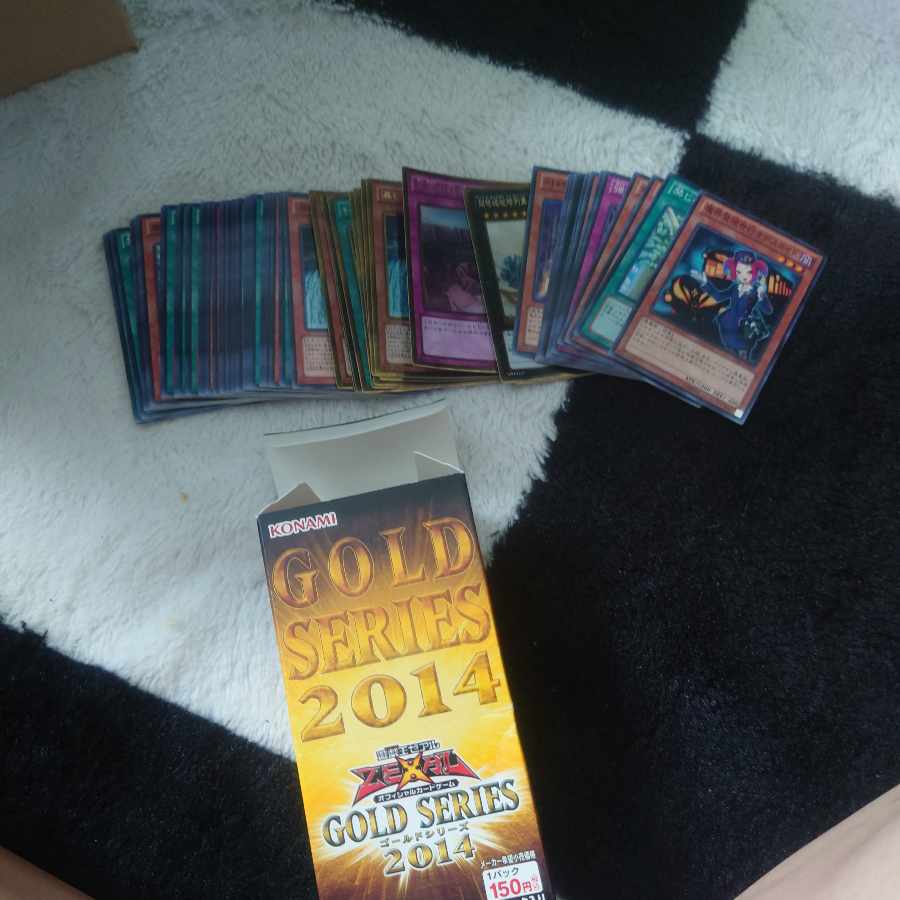 〚Many generic cards 〛More than 1000 retired normal cards, some character rares, gold series, etc.