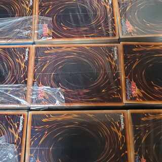 Yu-Gi-Oh! Hikarimono Junk About 1,000 pieces sold in bulk