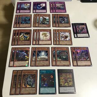 恐竜　パーツ　キラ5枚　全40枚