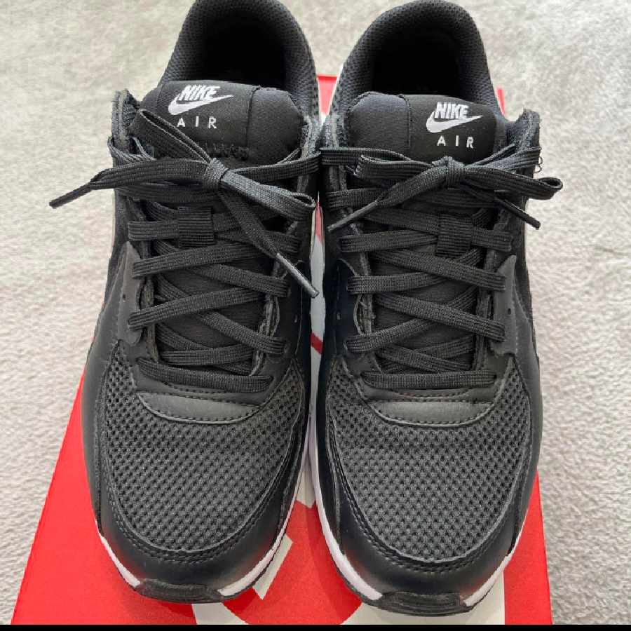 NIKE AIR MAX black&white 24cm