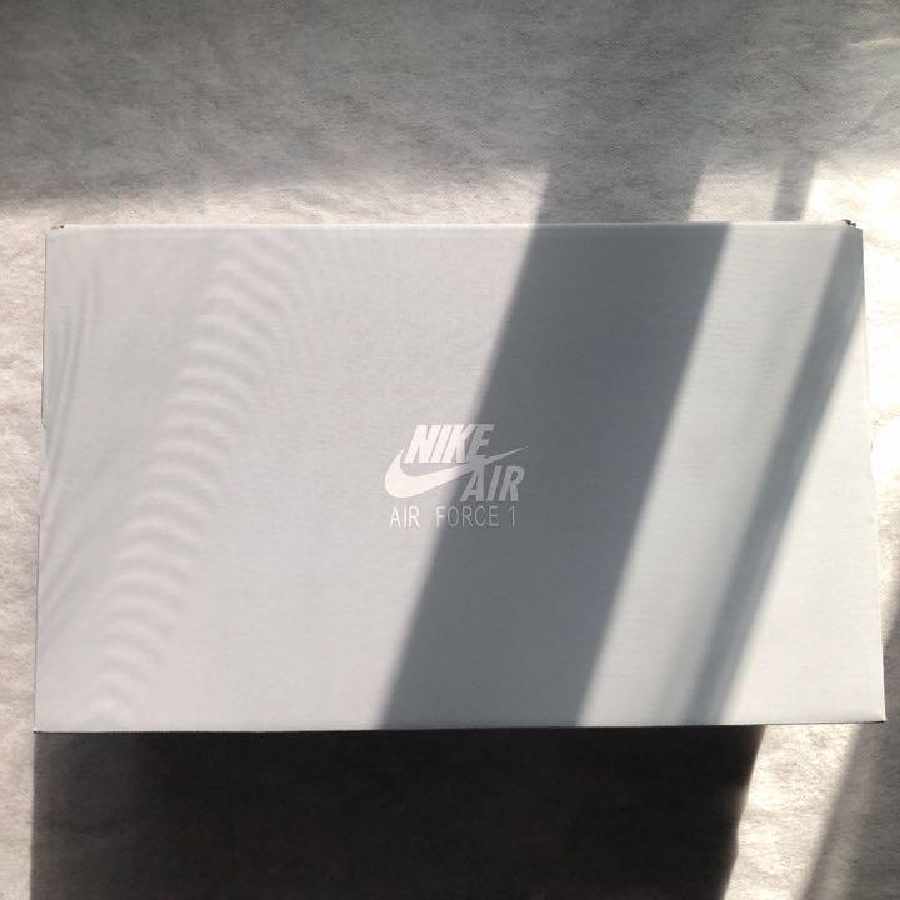 NIKE ナイキ 27.5 ナイキメンズエアフォース1’07 新品 スニーカー 27.5cm