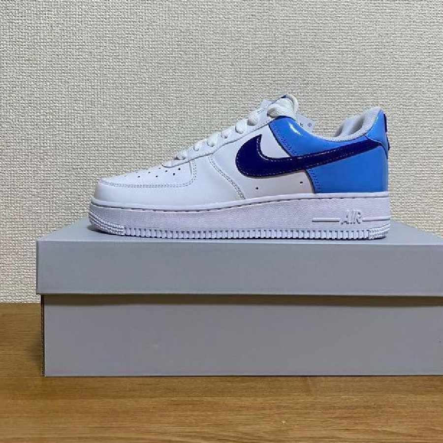 ナイキ エアフォース1 07 ESS 24.5cm