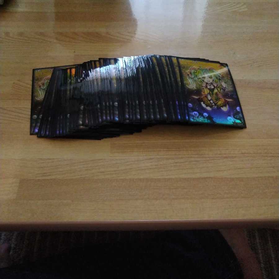 セラの蟲惑魔 スリーブ 100枚