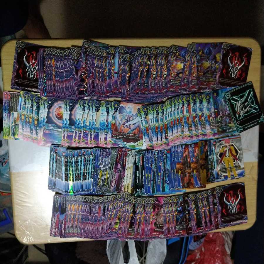 バディファイト引退セット　お願いします！！！買って下さい！！！