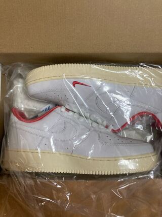 キス × ナイキ エアフォース1 ロー "トーキョー" ホワイト/レッド CZ7926-100 26cm