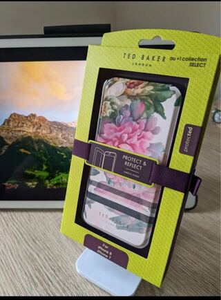 iPhone SE2/3用ミラー付ブックタイプケース テッドベイカー 新品未使用