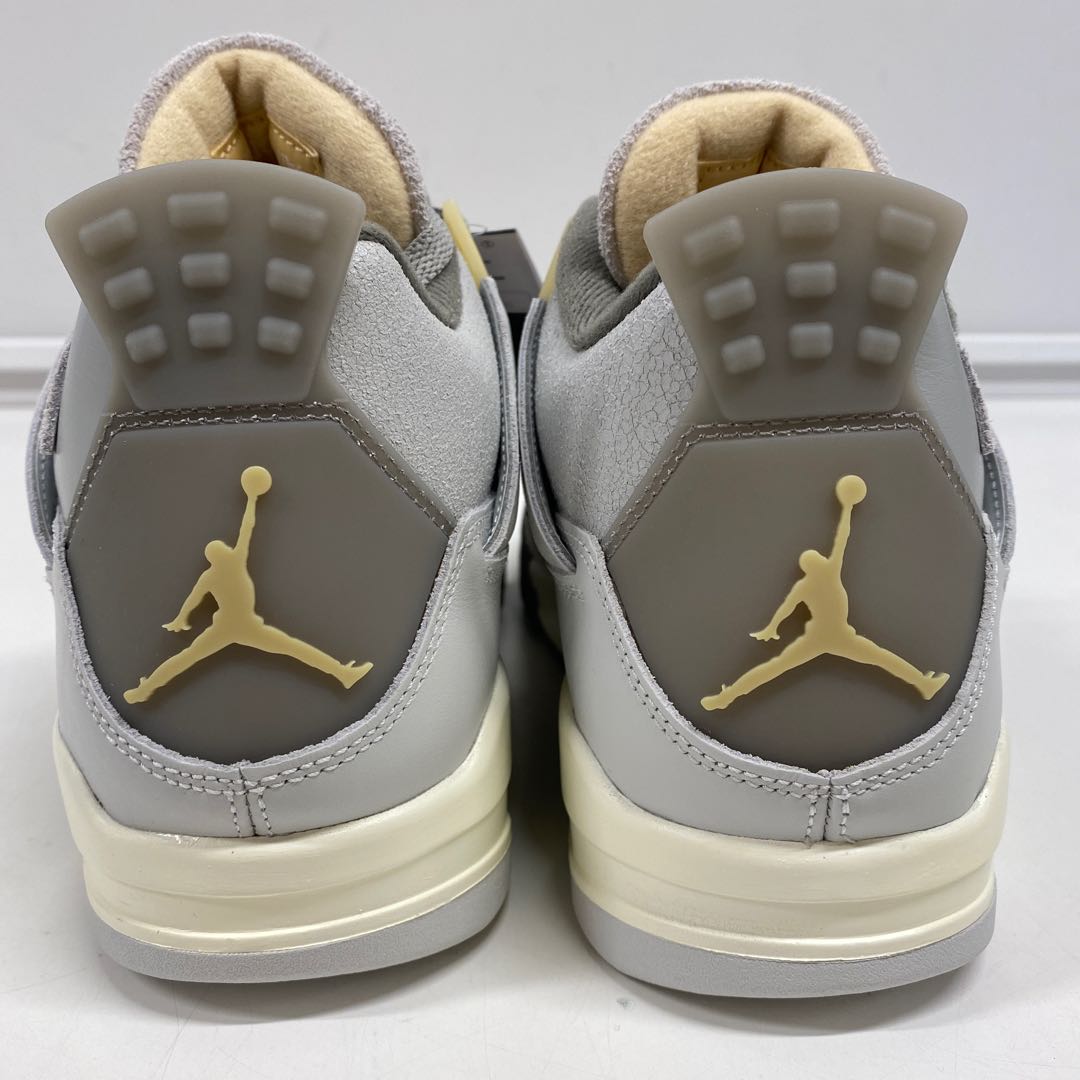 ナイキ エアジョーダン4 レトロ SE "クラフト" フォトンダスト/ペールバニラ 28.5cm