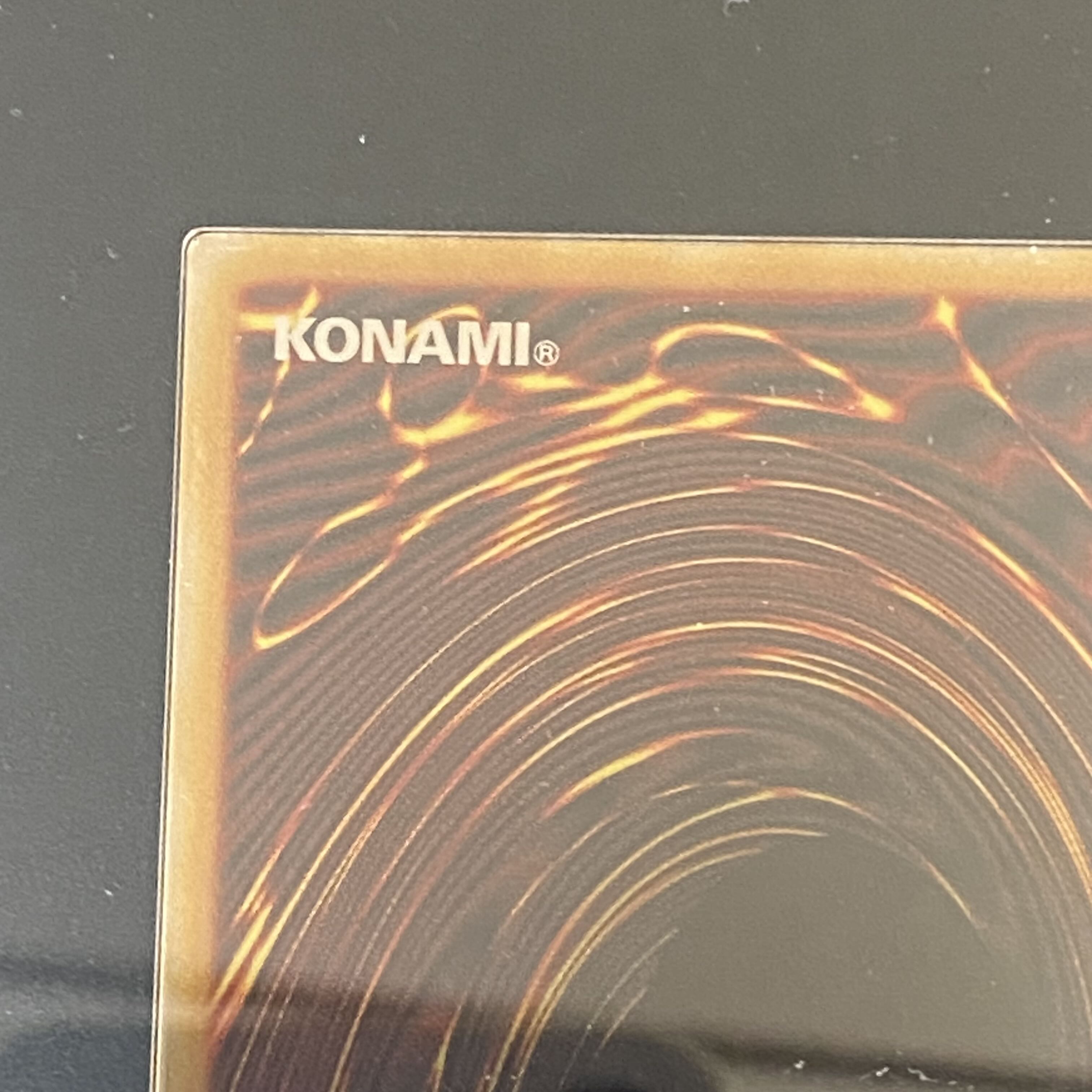 No,292EU Platinum Blue-Eyes White Dragon complete with accessories Platinum Blue-Eyes White Dragon