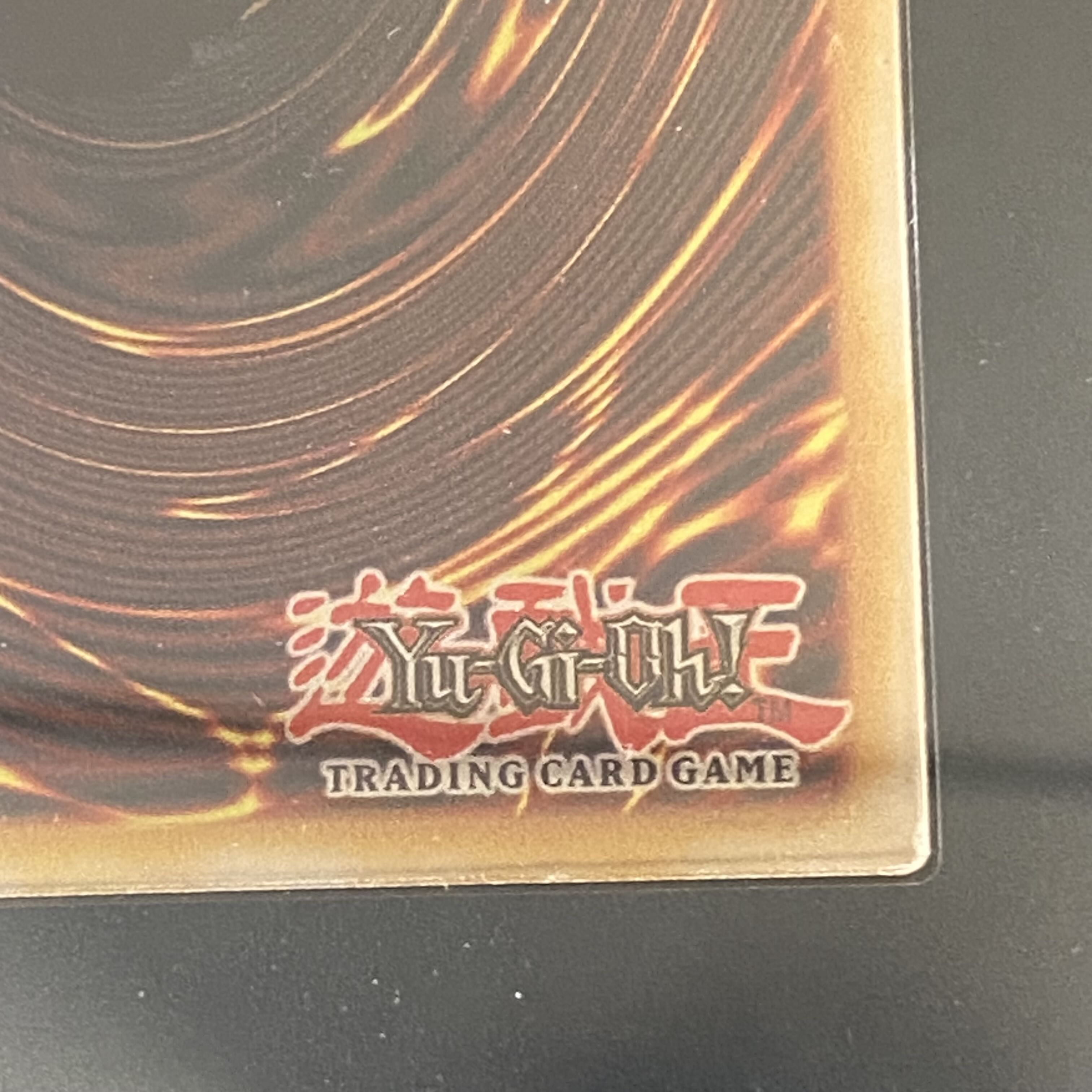 No,292EU Platinum Blue-Eyes White Dragon complete with accessories Platinum Blue-Eyes White Dragon