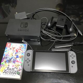 任天堂　SWITCH スイッチ(グレー)新型