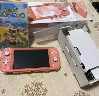 ニンテンドースイッチライト　コーラルピンク