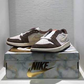 ナイキ エアジョーダン1 ロー "イヤー オブ ザ ラビット" 27.5cm