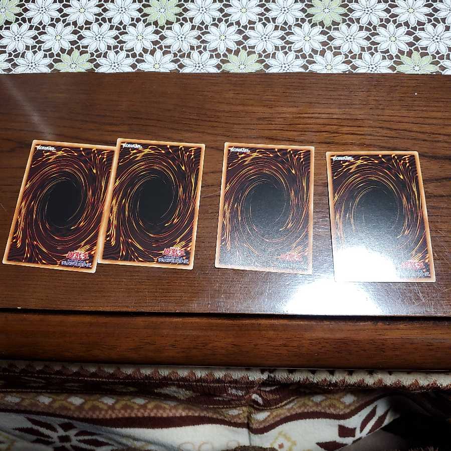 アジア版プロートス3枚エスカトス1枚計4枚セット