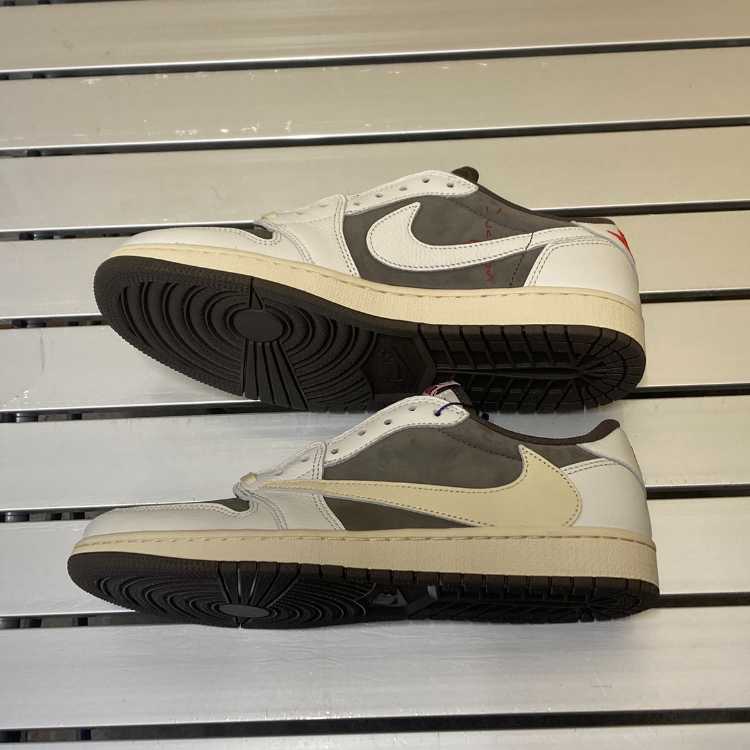 Travis Scott x Nike Air Jordan 1 Low "Reverse Mocca" 27.5cm