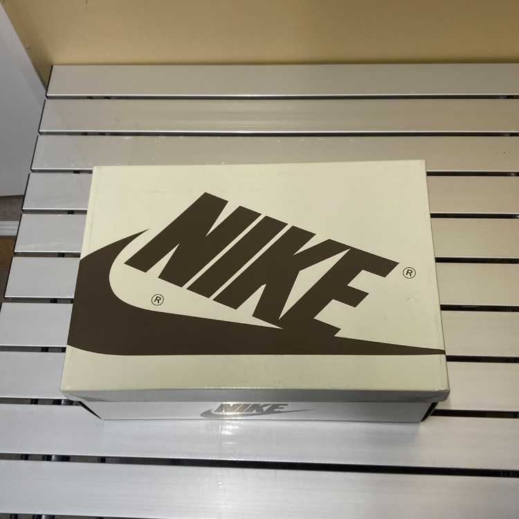 Travis Scott x Nike Air Jordan 1 Low "Reverse Mocca" 27.5cm