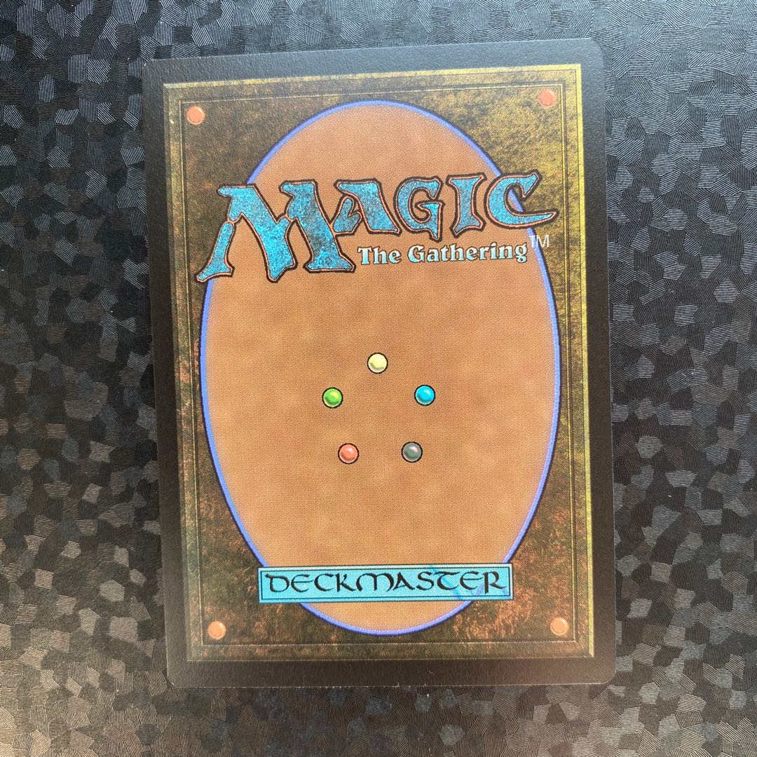 復活した精霊信者、ニッサ