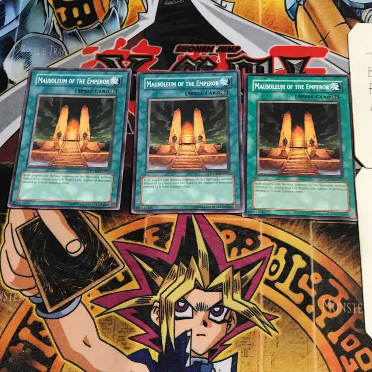 English Mausoleum of the Emperor 1 Normal, set of 3 Tera.