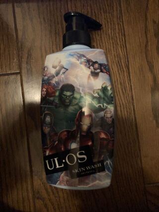 アベンジャーズ  ulos シャンプー　ボトル