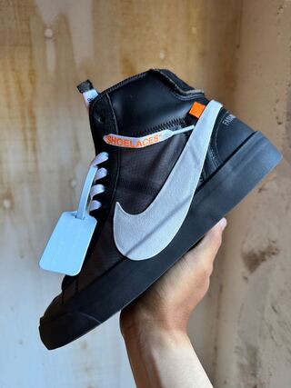 NIKE Off-White blazer  26cm