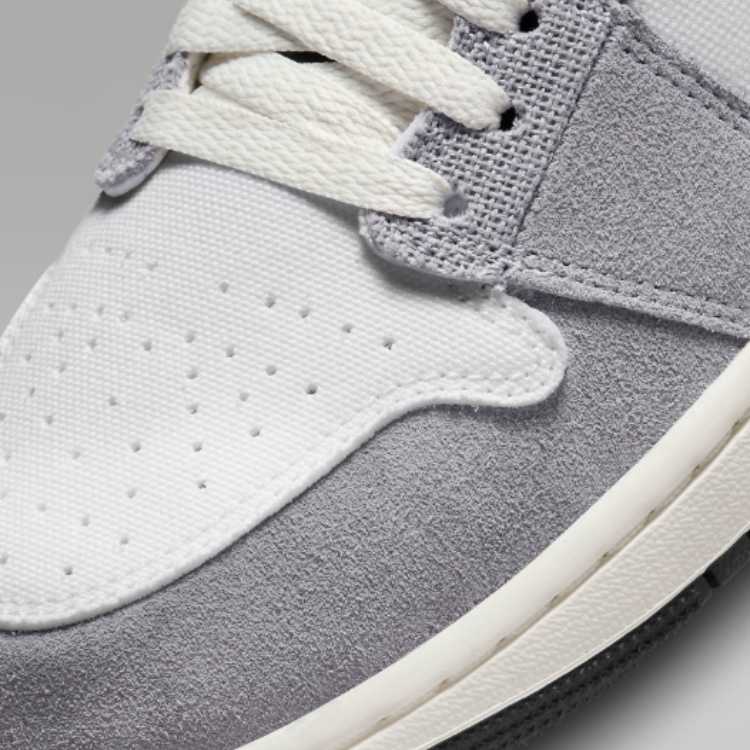 エア ジョーダン 1 MID SE クラフト 25cm