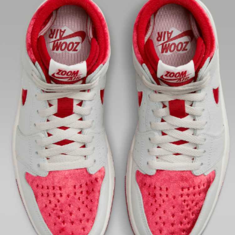 エア ジョーダン 1 ズーム コンフォート 2 "Valentines Day" 25cm