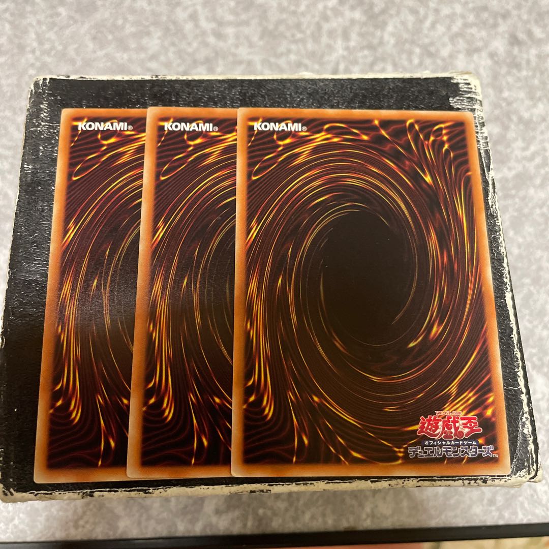 Toon Dark Magician Rare JP032 3 copies