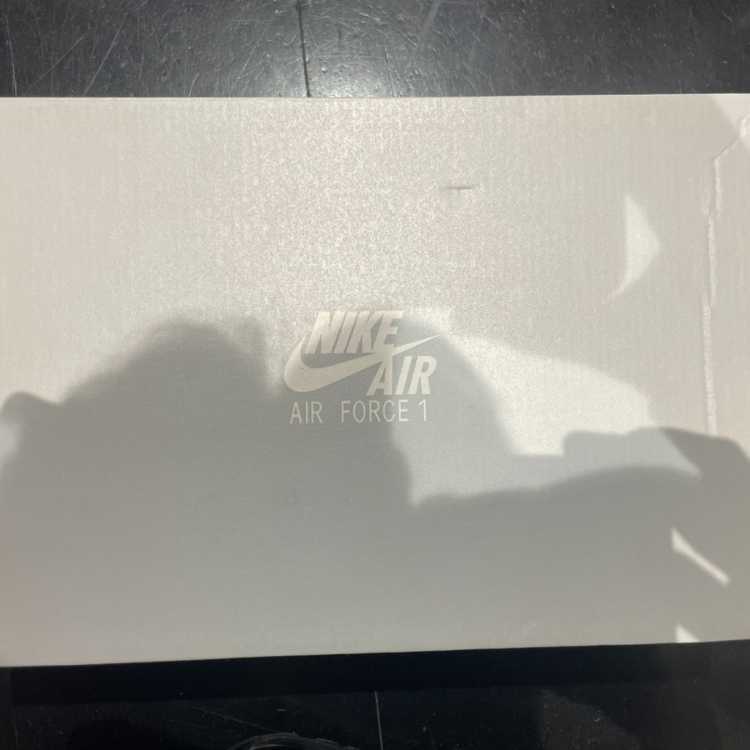 キス × ナイキ エアフォース1 ロー "トーキョー" ホワイト/レッド 25.5cm