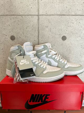 ナイキ ウィメンズ エアジョーダン 1 レトロ ハイ Og "シーフォーム グリーン" シーフォーム グリーン/ホワイトヒーリング オレンジ 28cm