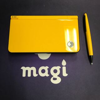 Nintendo DS i LL Yellow