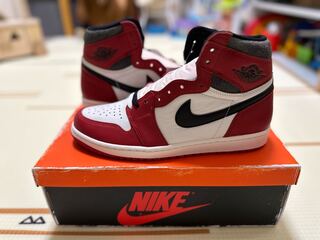 ナイキ エアジョーダン1 ハイ OG "ロスト&ファウンド/シカゴ" バーシティレッド/ブラック/セイル/ムスリン 28cm
