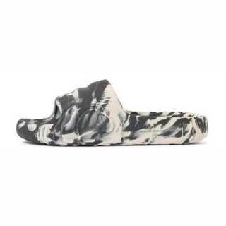 アディダス アディレッタ 22 スライド "カーボン/アルミニウム" 26.5cm